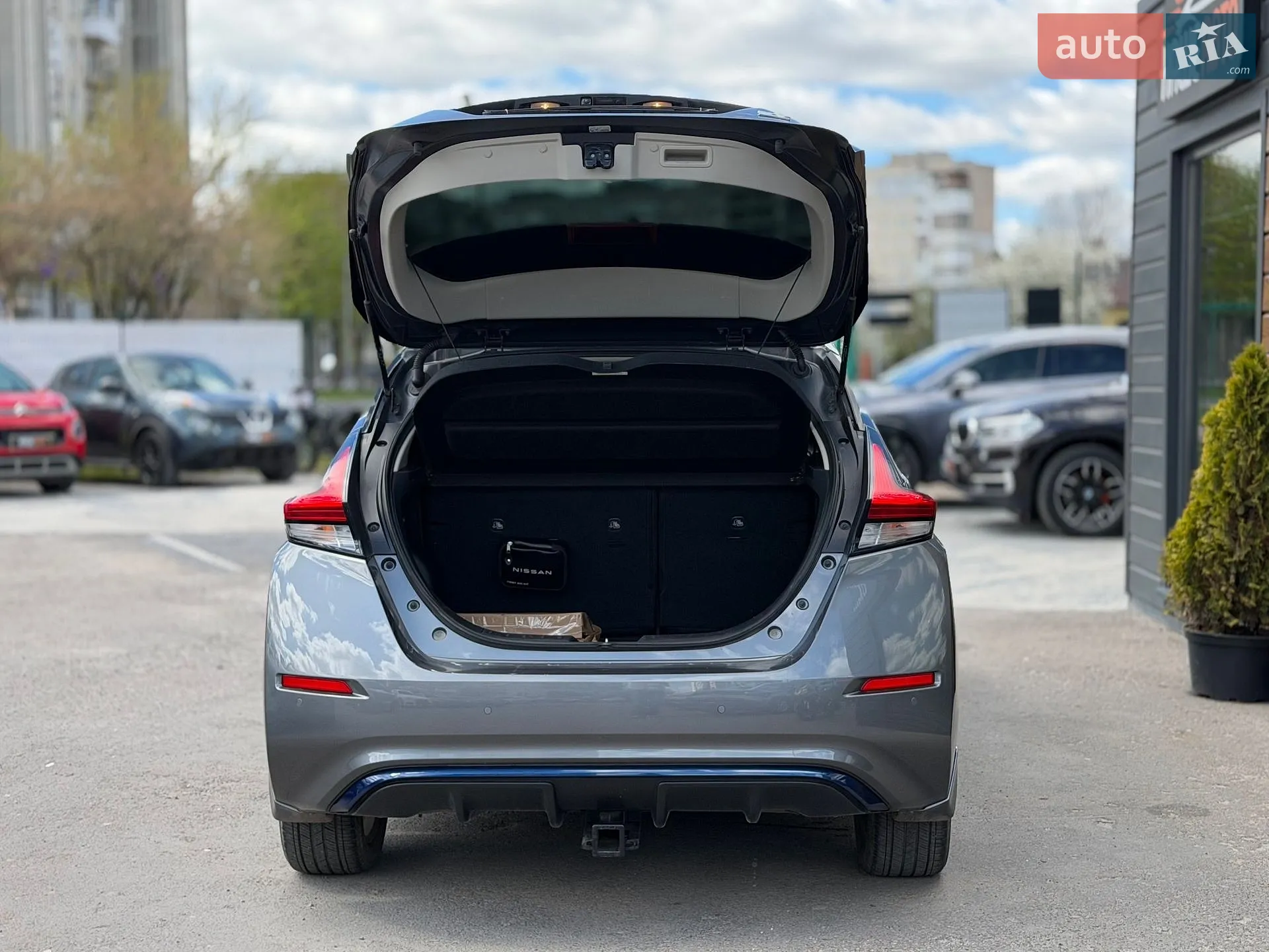 2022 Nissan Leaf - мініатюра 16