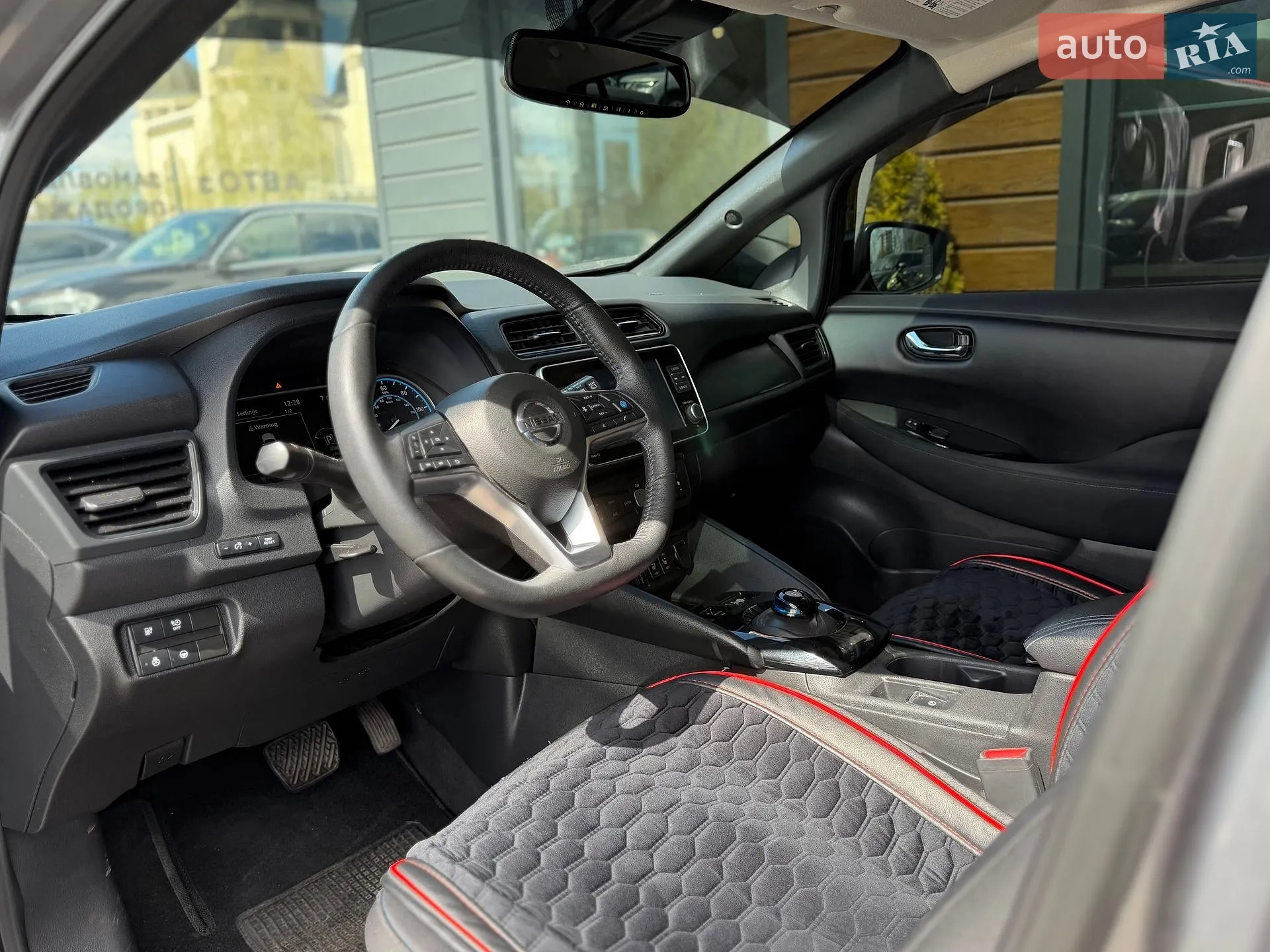 2022 Nissan Leaf - мініатюра 31