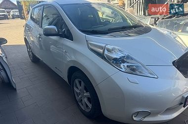 Хэтчбек Nissan Leaf 2013 в Ровно