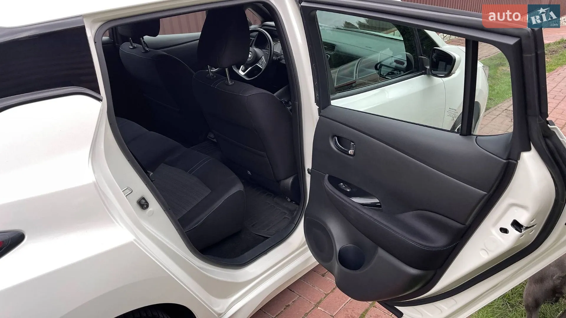 2020 Nissan Leaf - мініатюра 27