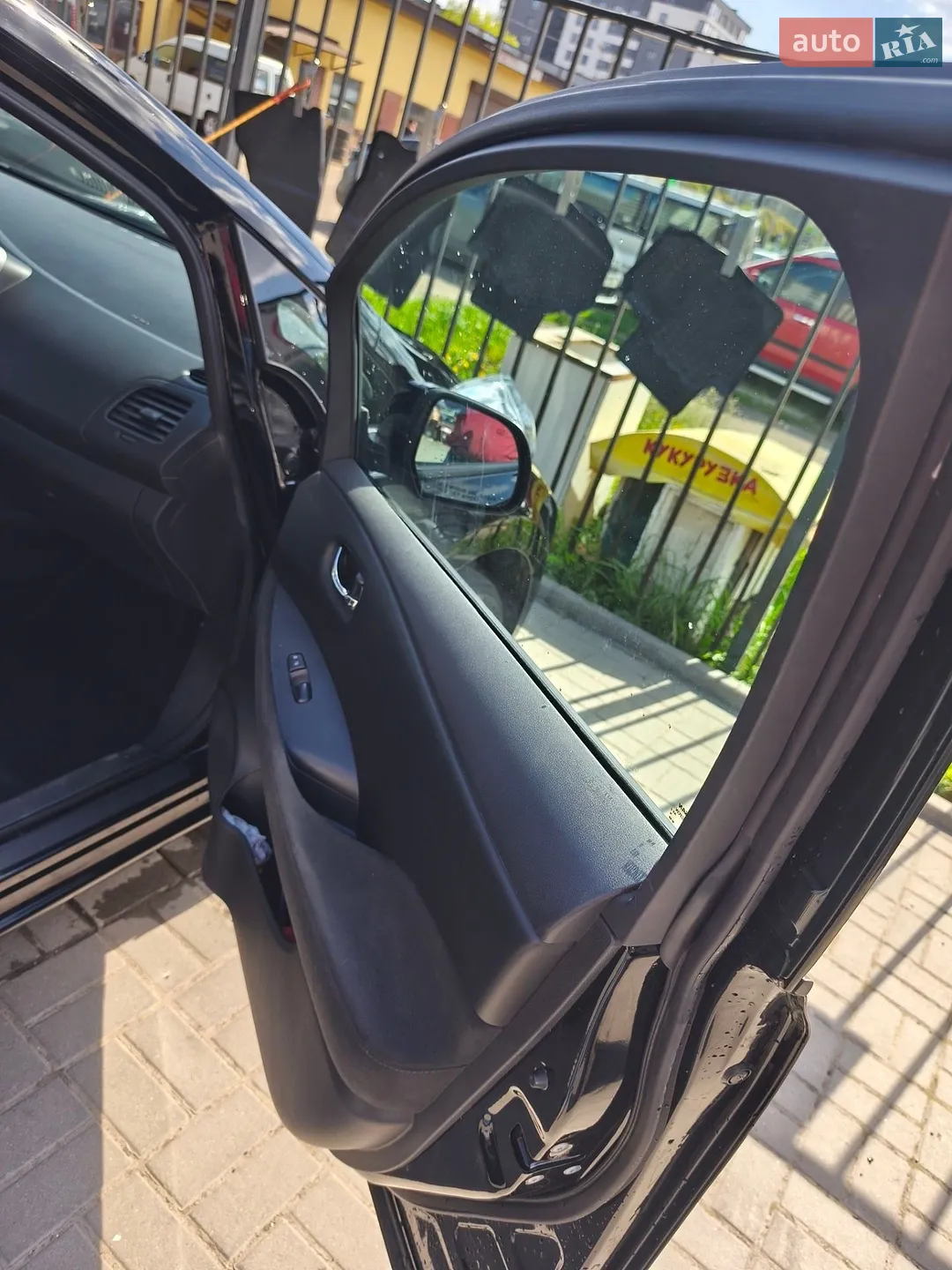 2014 Nissan Leaf - мініатюра 17