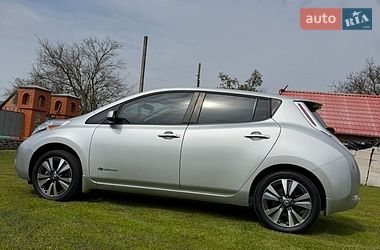 Хэтчбек Nissan Leaf 2016 в Миргороде
