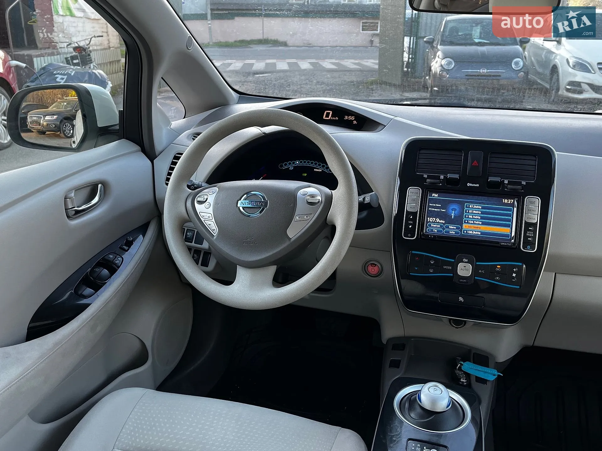 2012 Nissan Leaf - мініатюра 24
