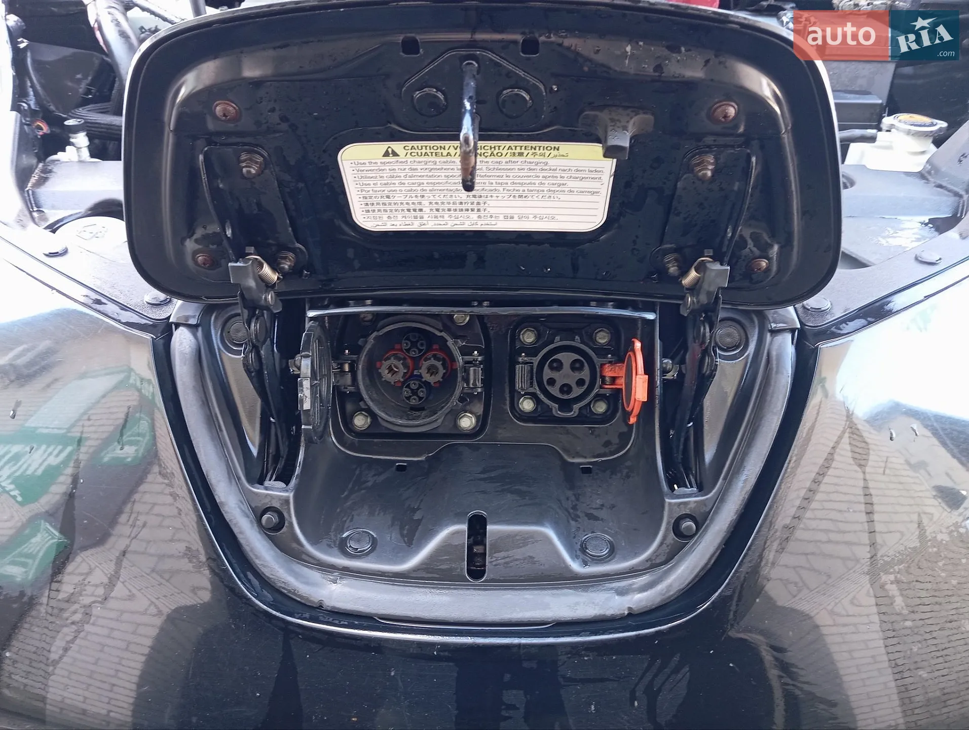 2011 Nissan Leaf - мініатюра 26