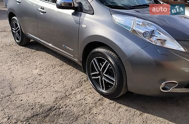Хэтчбек Nissan Leaf 2014 в Гайвороне
