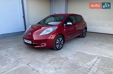 Хэтчбек Nissan Leaf 2016 в Снятине