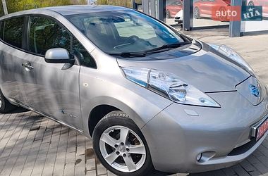 Хетчбек Nissan Leaf 2016 в Кам'янець-Подільському