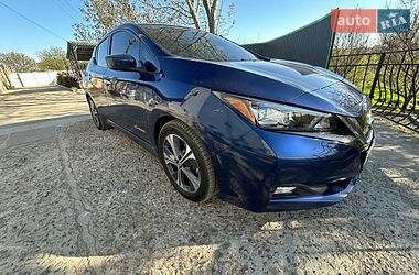 Хэтчбек Nissan Leaf 2019 в Вознесенске