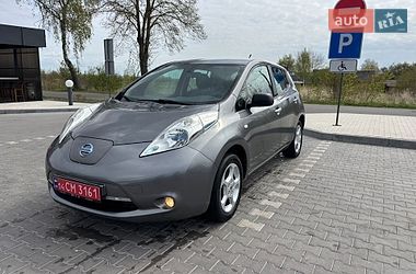 Хетчбек Nissan Leaf 2014 в Володимирі