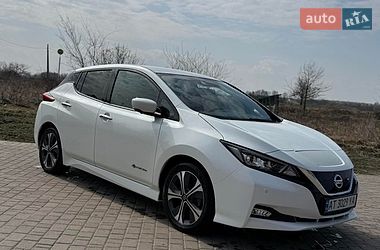 Хетчбек Nissan Leaf 2019 в Івано-Франківську