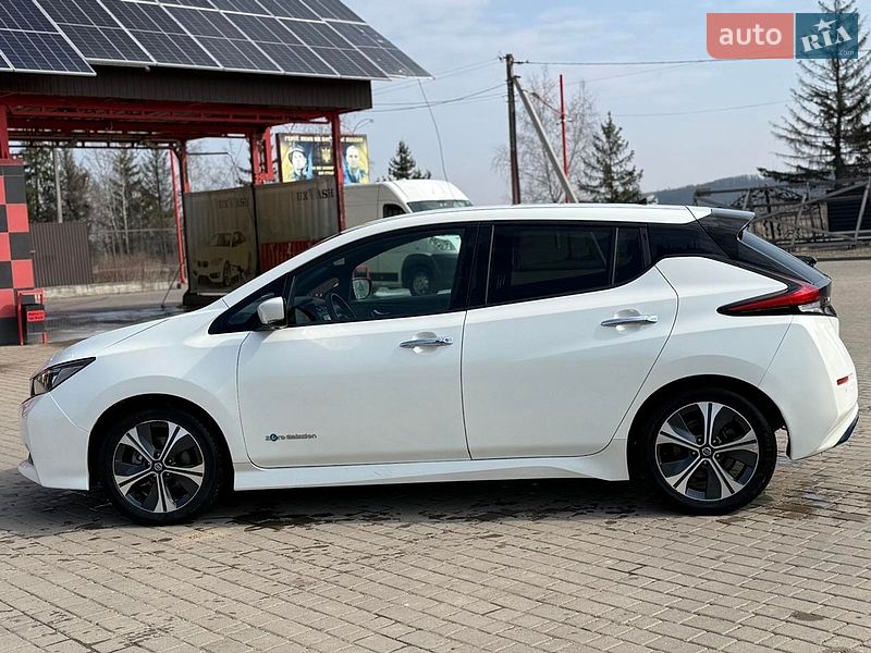 Хэтчбек Nissan Leaf 2019 в Ивано-Франковске