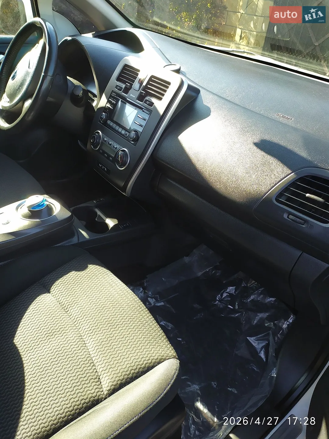 2014 Nissan Leaf - мініатюра 12