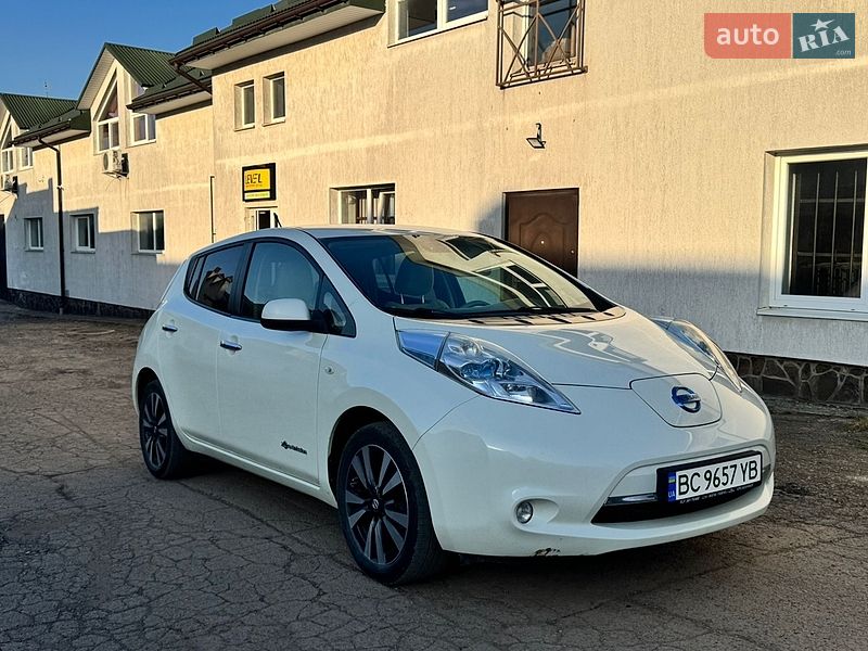 2011 Nissan Leaf, VIN JN1FAAZE0U0009911:plate — фото 1 (autoria)