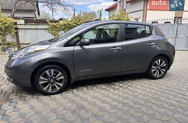 Хэтчбек Nissan Leaf 2014 в Львове