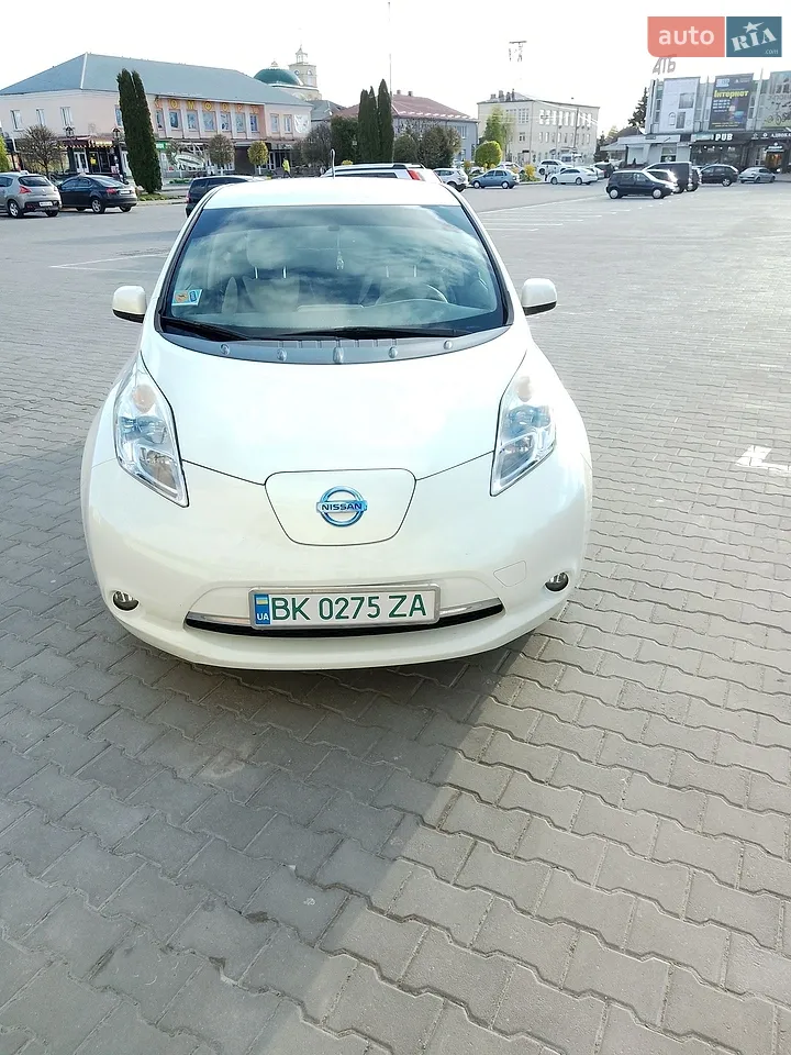 2012 Nissan Leaf - мініатюра 12