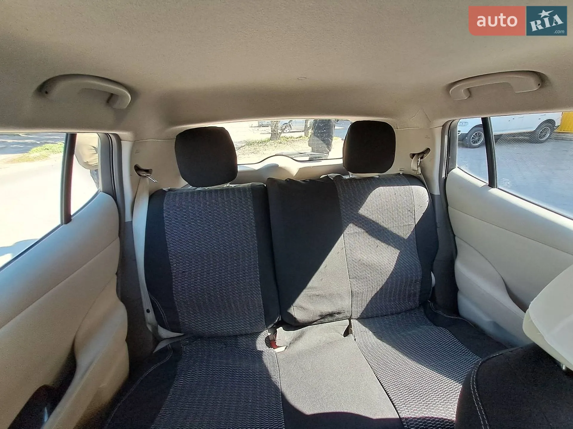 2011 Nissan Leaf - мініатюра 3