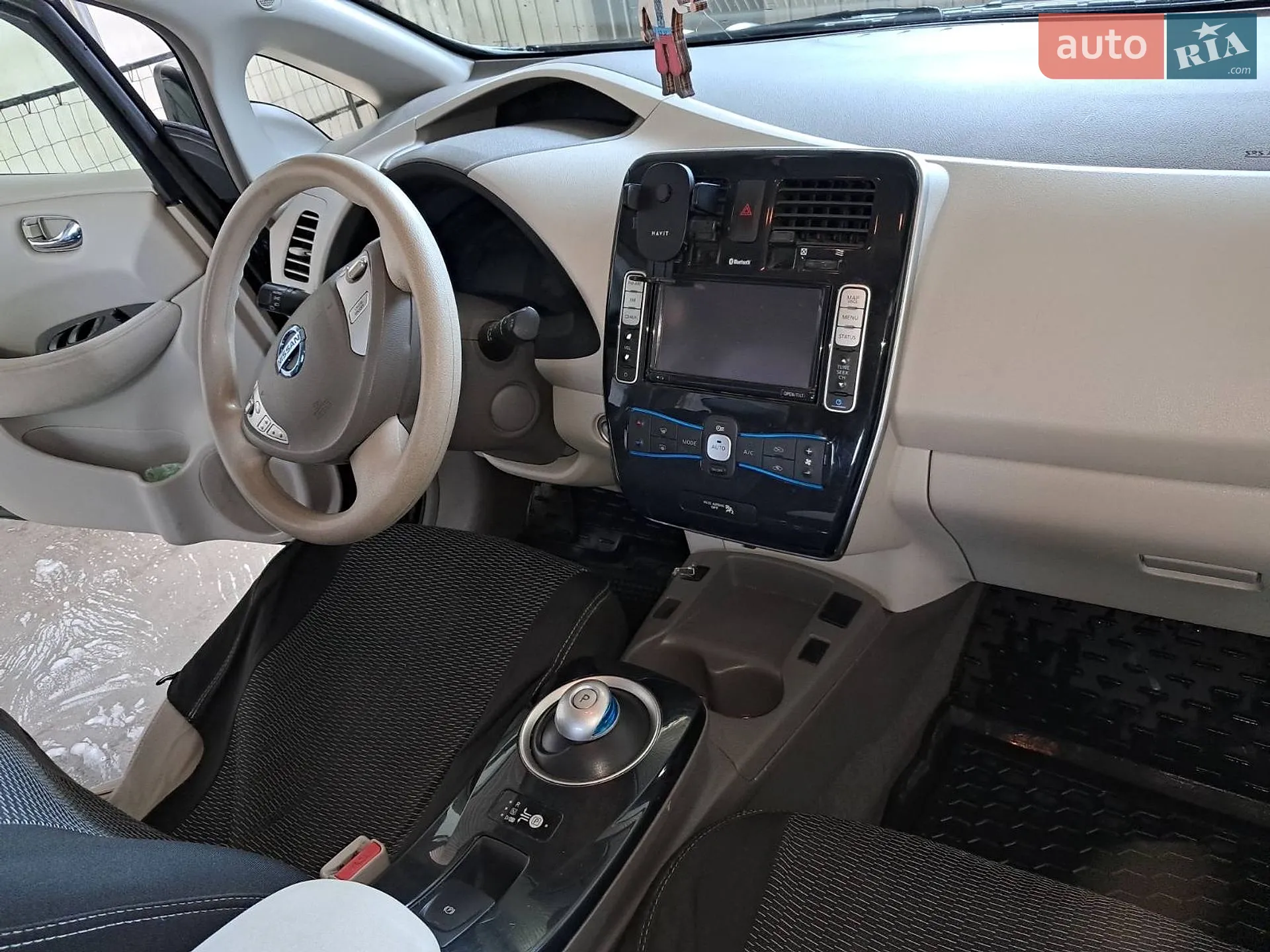 2011 Nissan Leaf - мініатюра 11