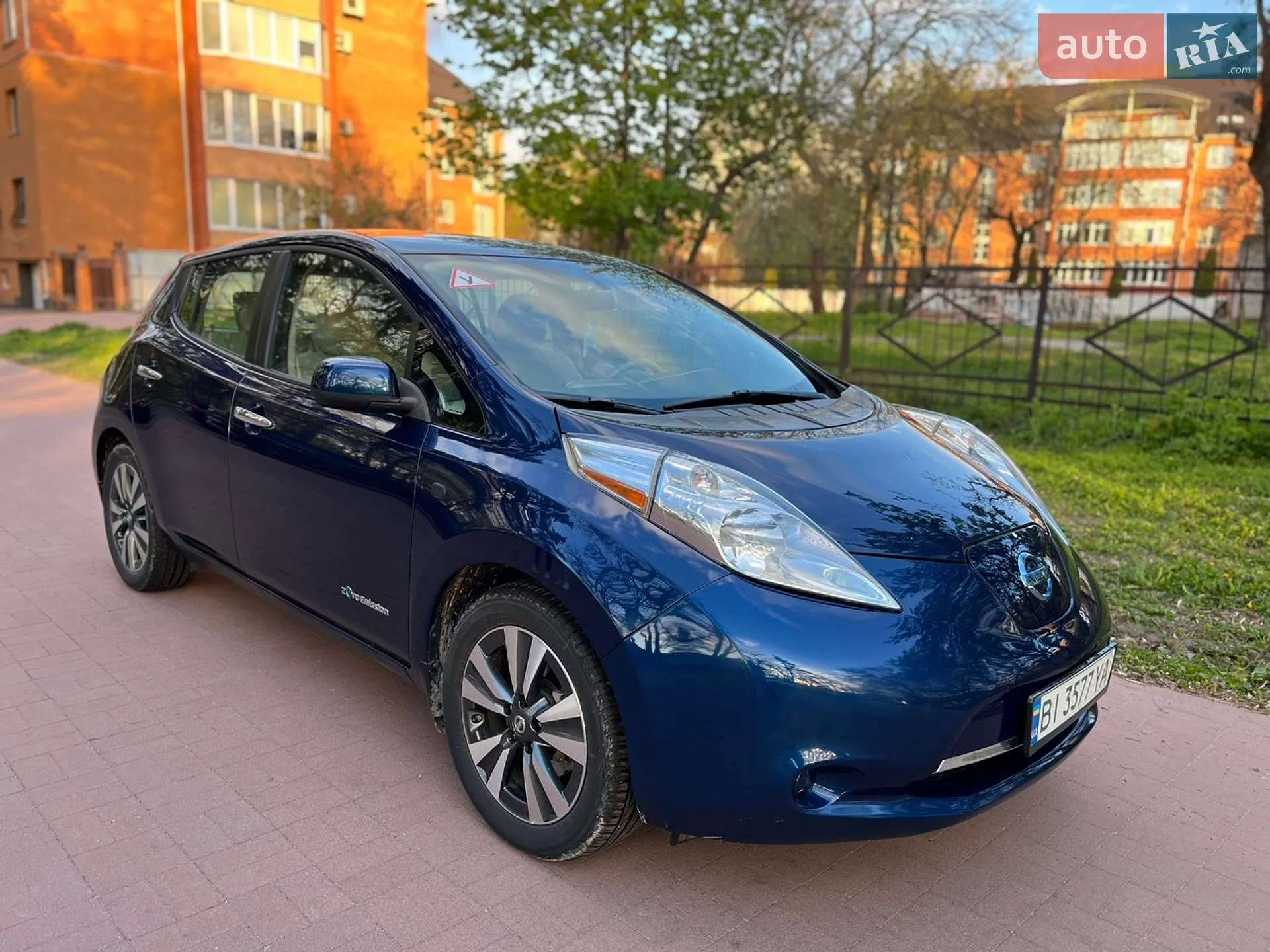 2016 Nissan Leaf - мініатюра 4