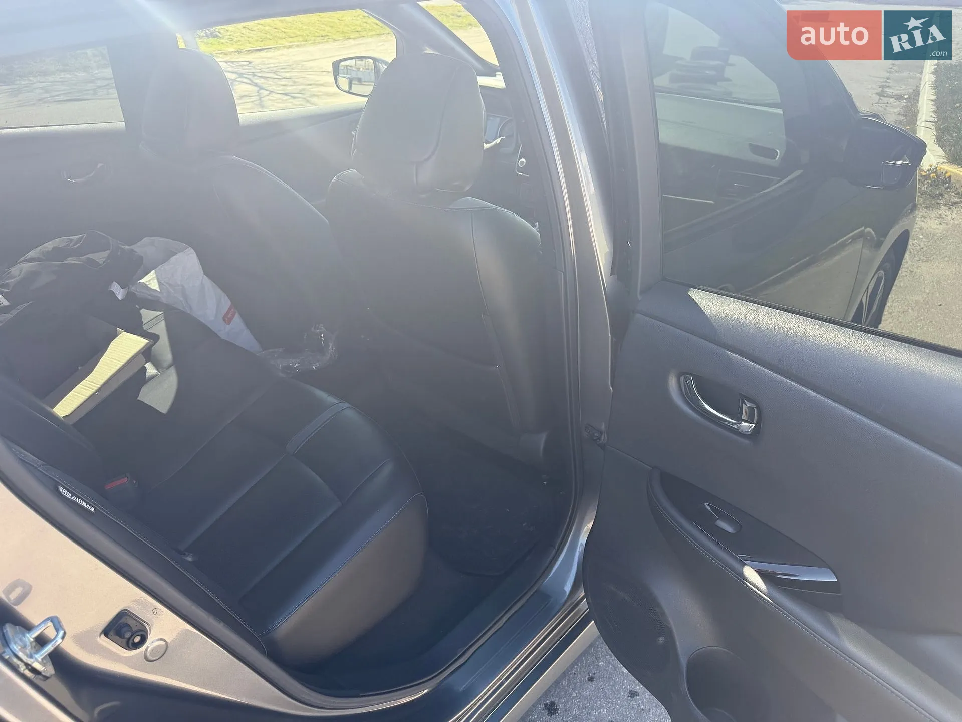 2020 Nissan Leaf - мініатюра 10