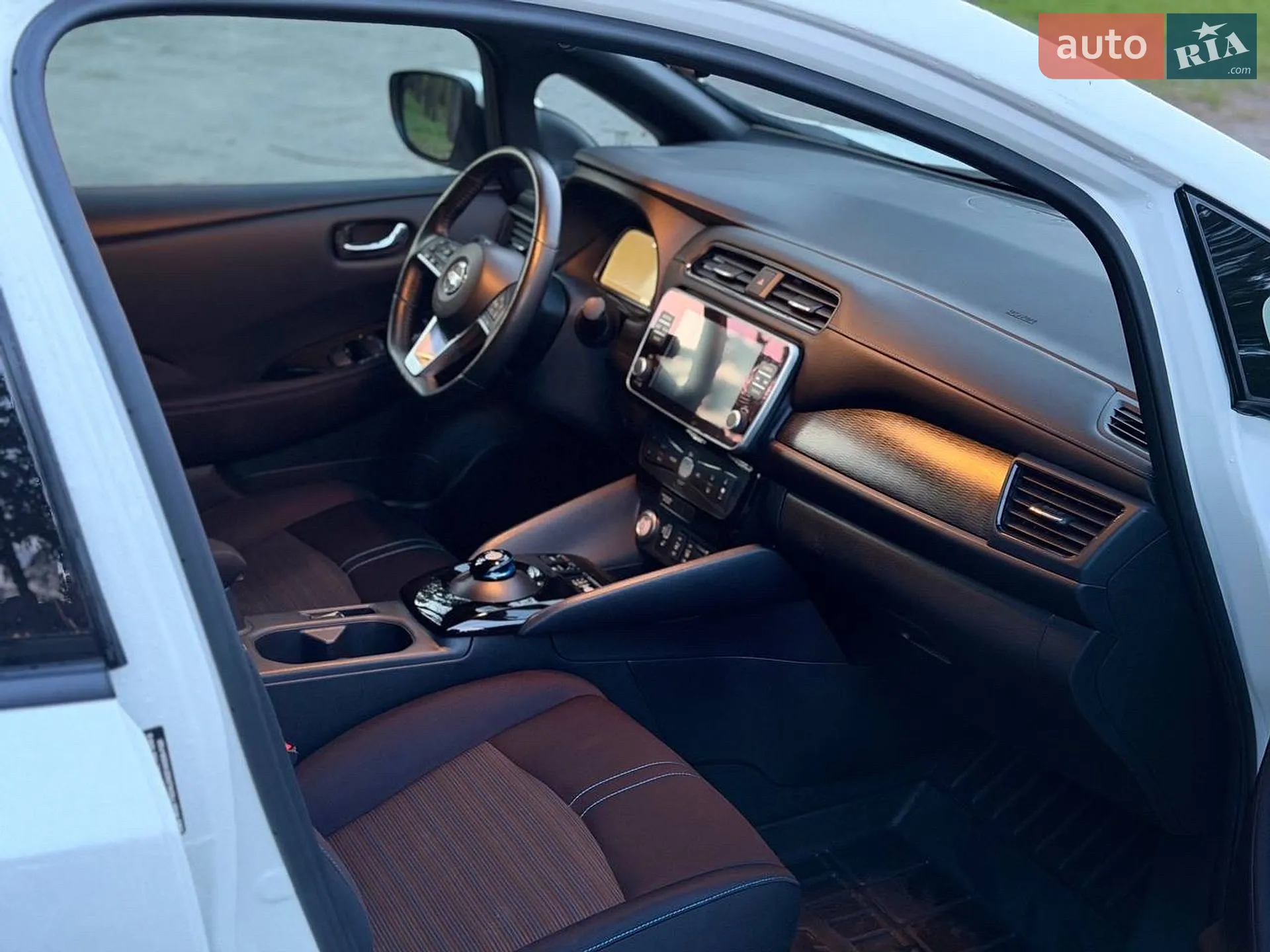 2020 Nissan Leaf - мініатюра 14