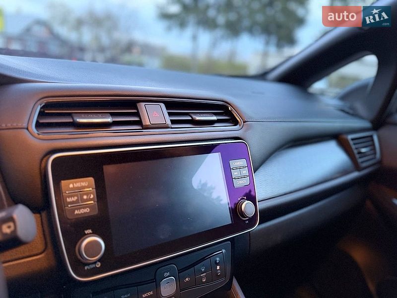 Хэтчбек Nissan Leaf 2020 в Смыге фото 19 Хэтчбек Nissan Leaf 2020 в Смыге