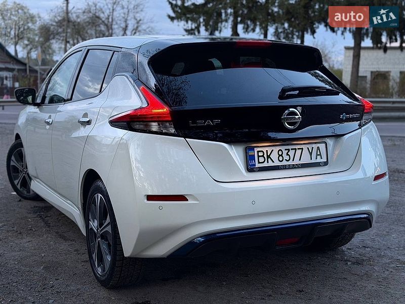 Хэтчбек Nissan Leaf 2020 в Смыге фото 9 Хэтчбек Nissan Leaf 2020 в Смыге