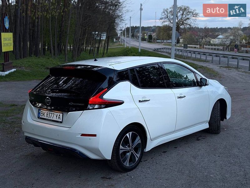 Хэтчбек Nissan Leaf 2020 в Смыге фото 11 Хэтчбек Nissan Leaf 2020 в Смыге