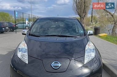 Хэтчбек Nissan Leaf 2014 в Киеве