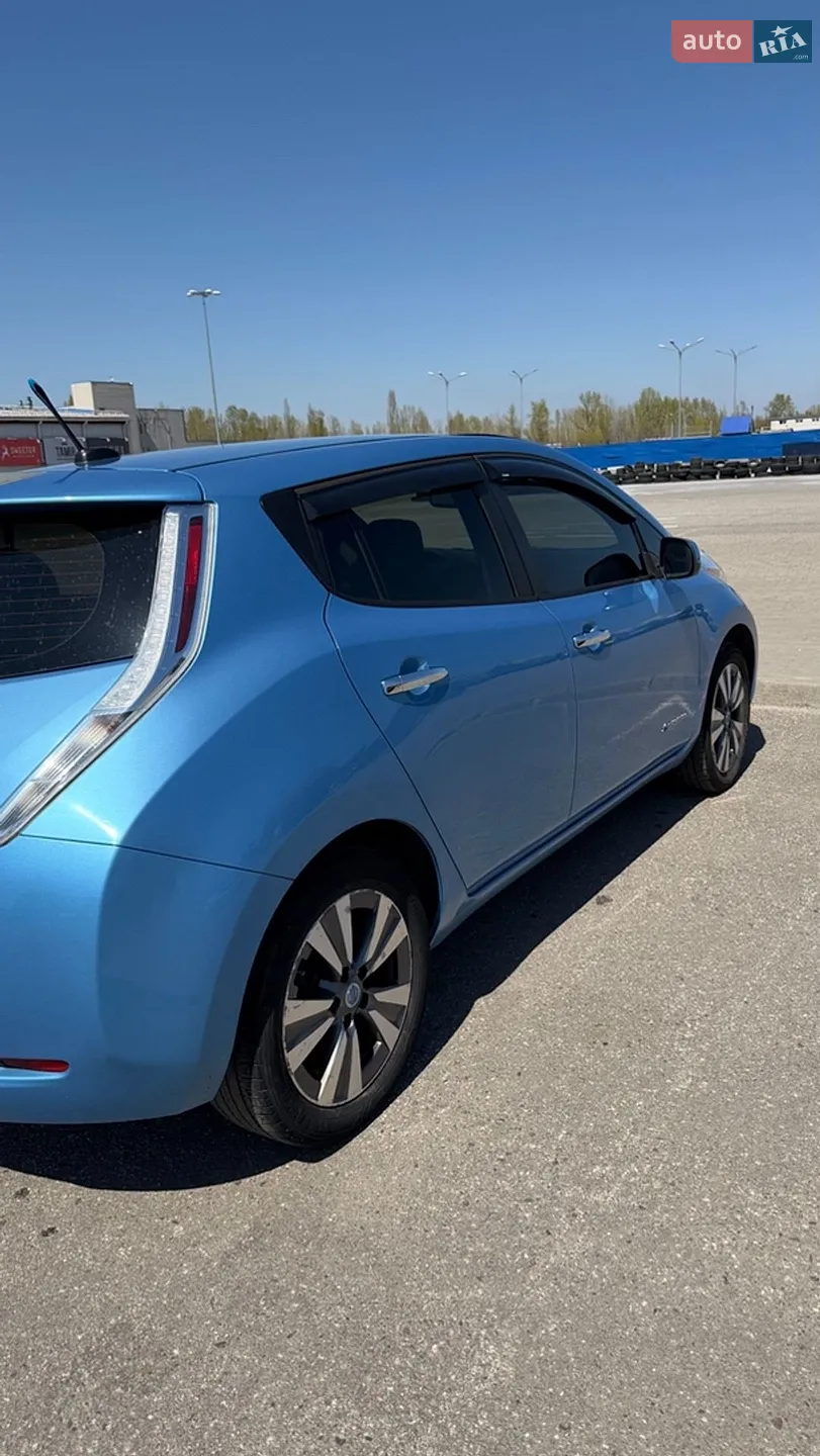 2013 Nissan Leaf - мініатюра 18