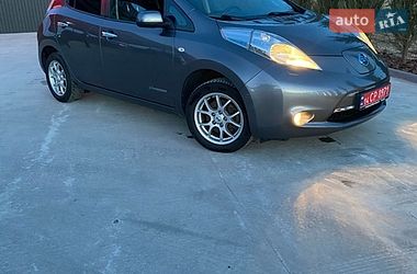 Хэтчбек Nissan Leaf 2015 в Ужгороде
