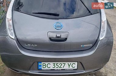 Хетчбек Nissan Leaf 2014 в Сокалі