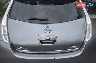 Хэтчбек Nissan Leaf 2014 в Умани