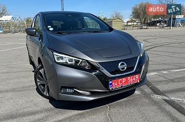 Хетчбек Nissan Leaf 2021 в Дніпрі