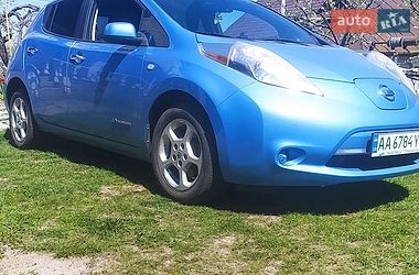 Хетчбек Nissan Leaf 2013 в Києві