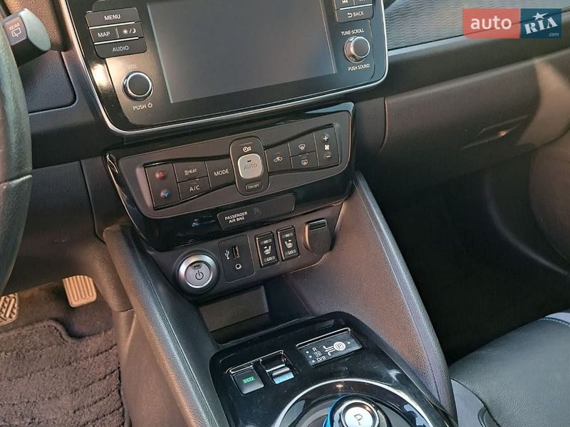 Хетчбек Nissan Leaf 2019 в Запоріжжі