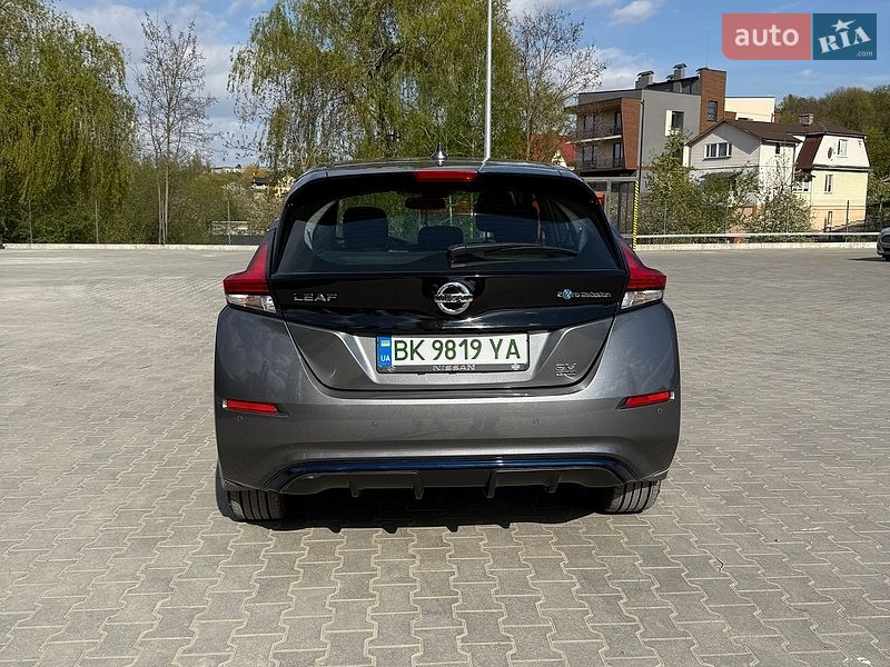 Хэтчбек Nissan Leaf 2022 в Ровно