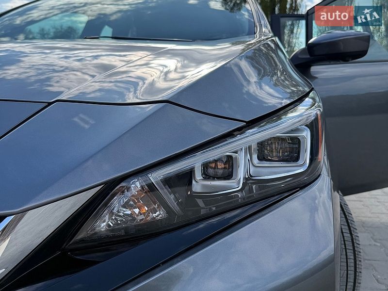 Хэтчбек Nissan Leaf 2022 в Ровно