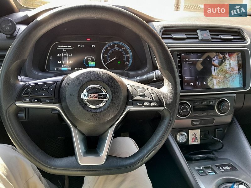 Хэтчбек Nissan Leaf 2019 в Черновцах