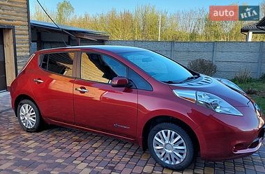 Хэтчбек Nissan Leaf 2014 в Киеве