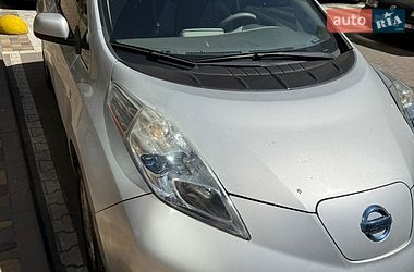 Хетчбек Nissan Leaf 2011 в Києві
