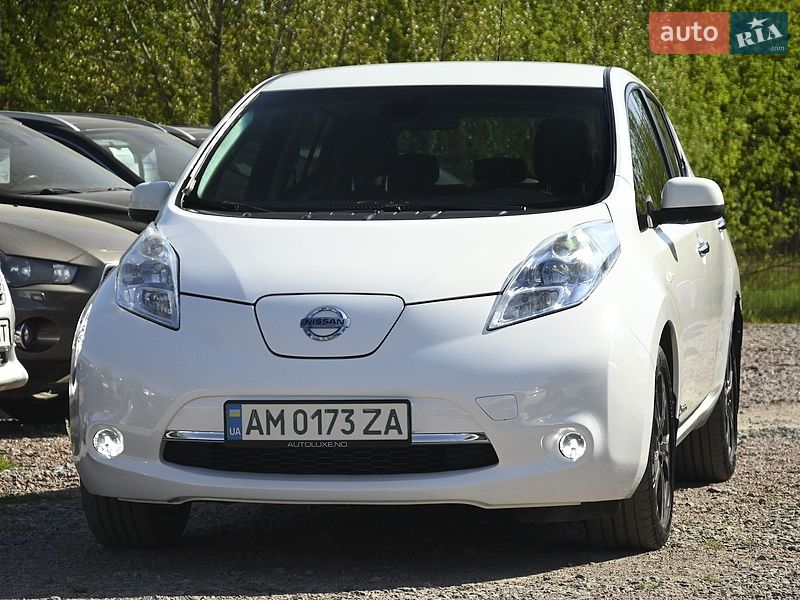 Хэтчбек Nissan Leaf 2016 в Бердичеве