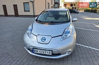 Хетчбек Nissan Leaf 2012 в Рівному
