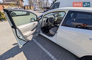 Хэтчбек Nissan Leaf 2012 в Виннице