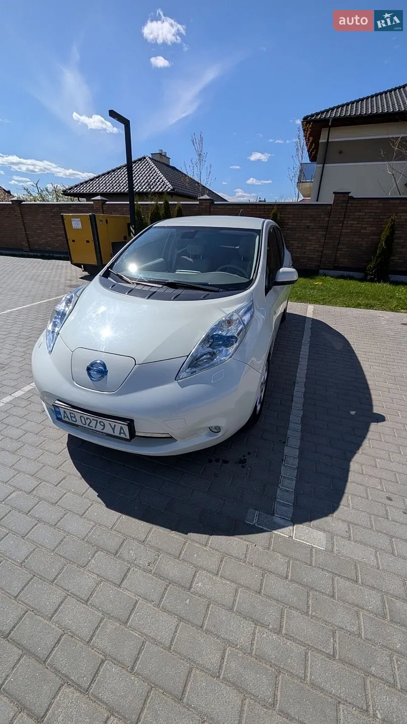 2012 Nissan Leaf - мініатюра 13
