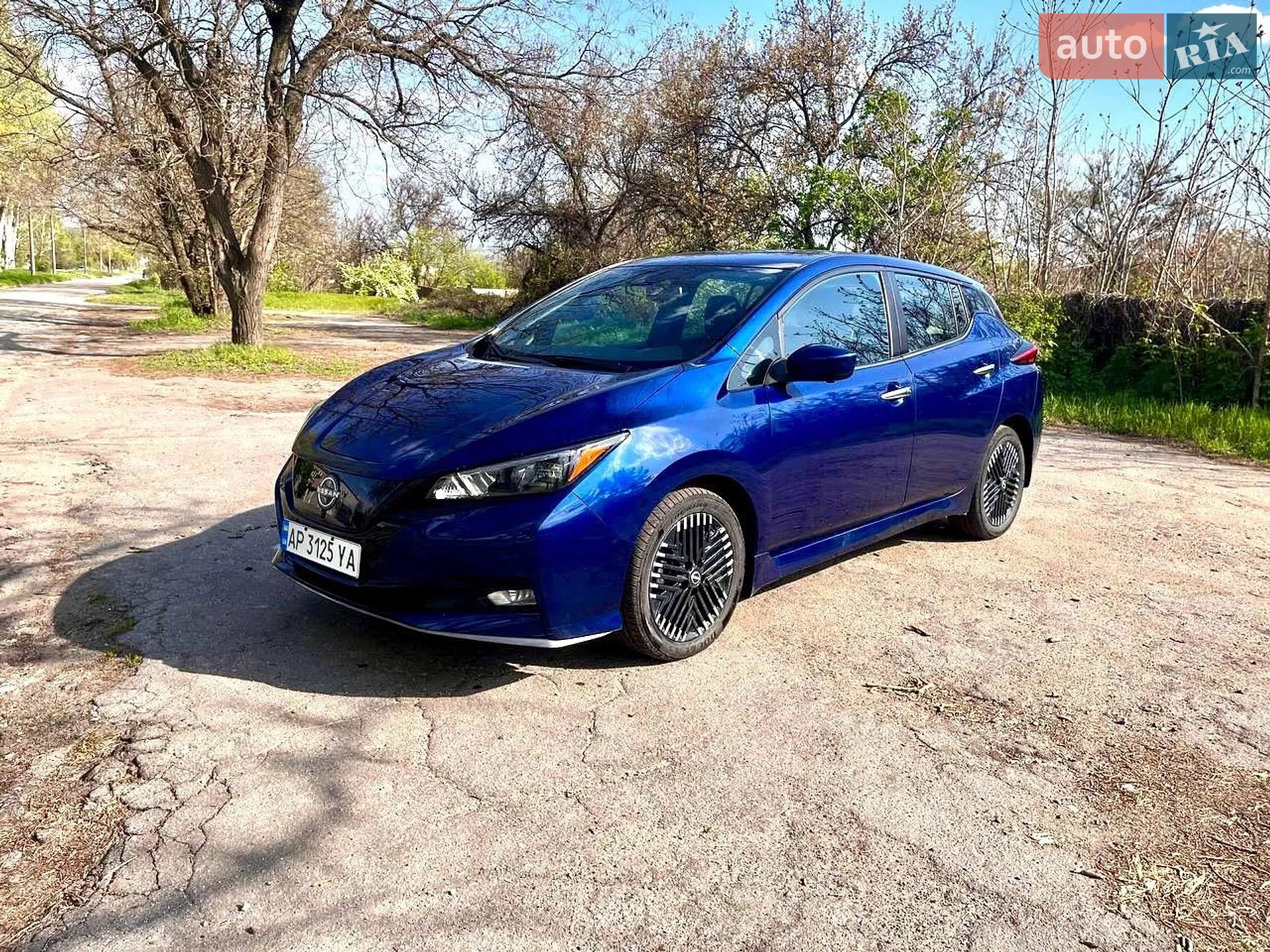 2023 Nissan Leaf - фото 1