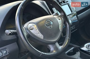 Хэтчбек Nissan Leaf 2016 в Днепре