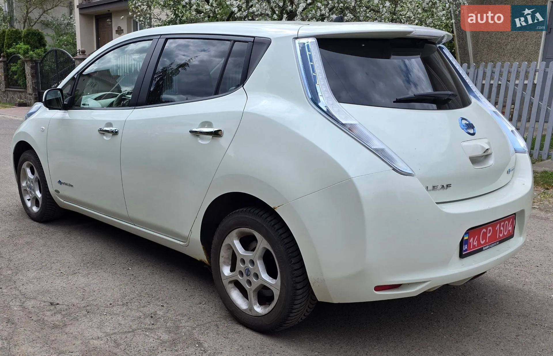 2011 Nissan Leaf - мініатюра 13