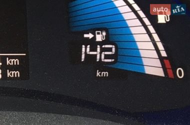 Хэтчбек Nissan Leaf 2016 в Днепре