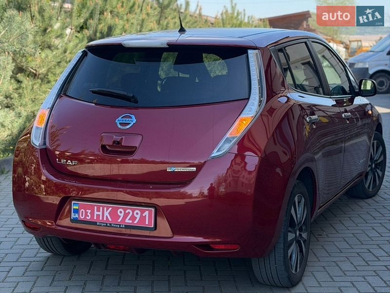 Хэтчбек Nissan Leaf 2017 в Золочеве