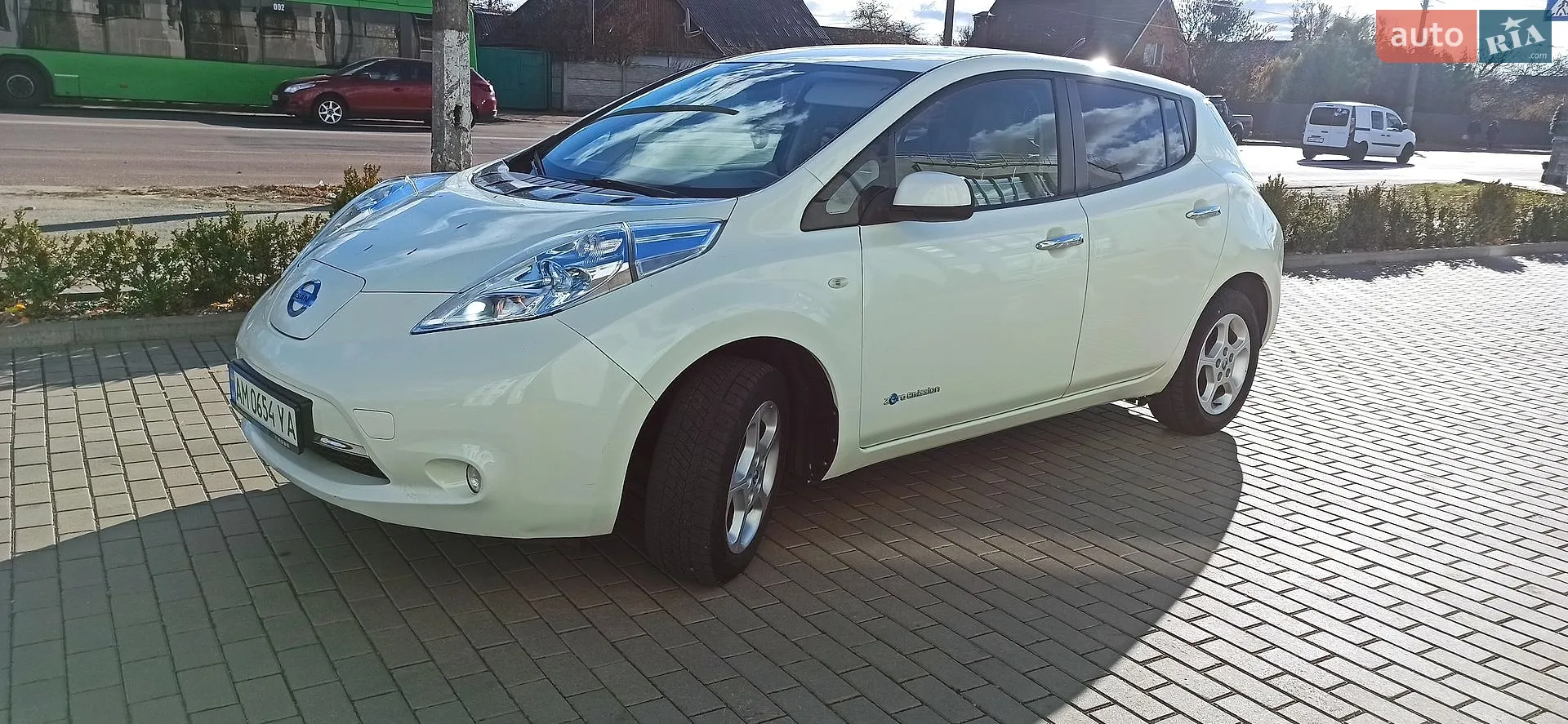 2013 Nissan Leaf - мініатюра 2